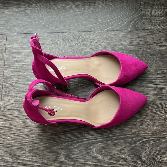 Pink heels with jewels - Picture 2 of 10